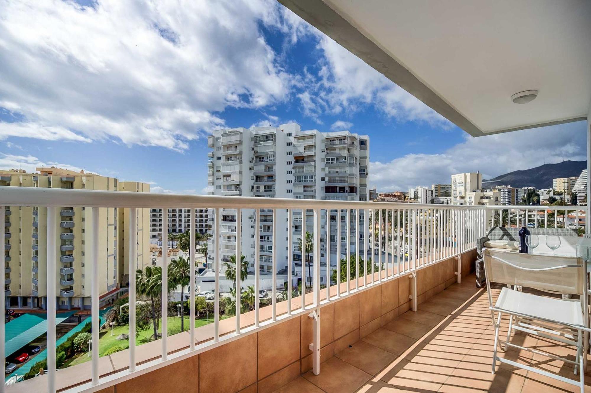Puerto Marina, Apartamento Frente Al Mar Benalmádena Esterno foto